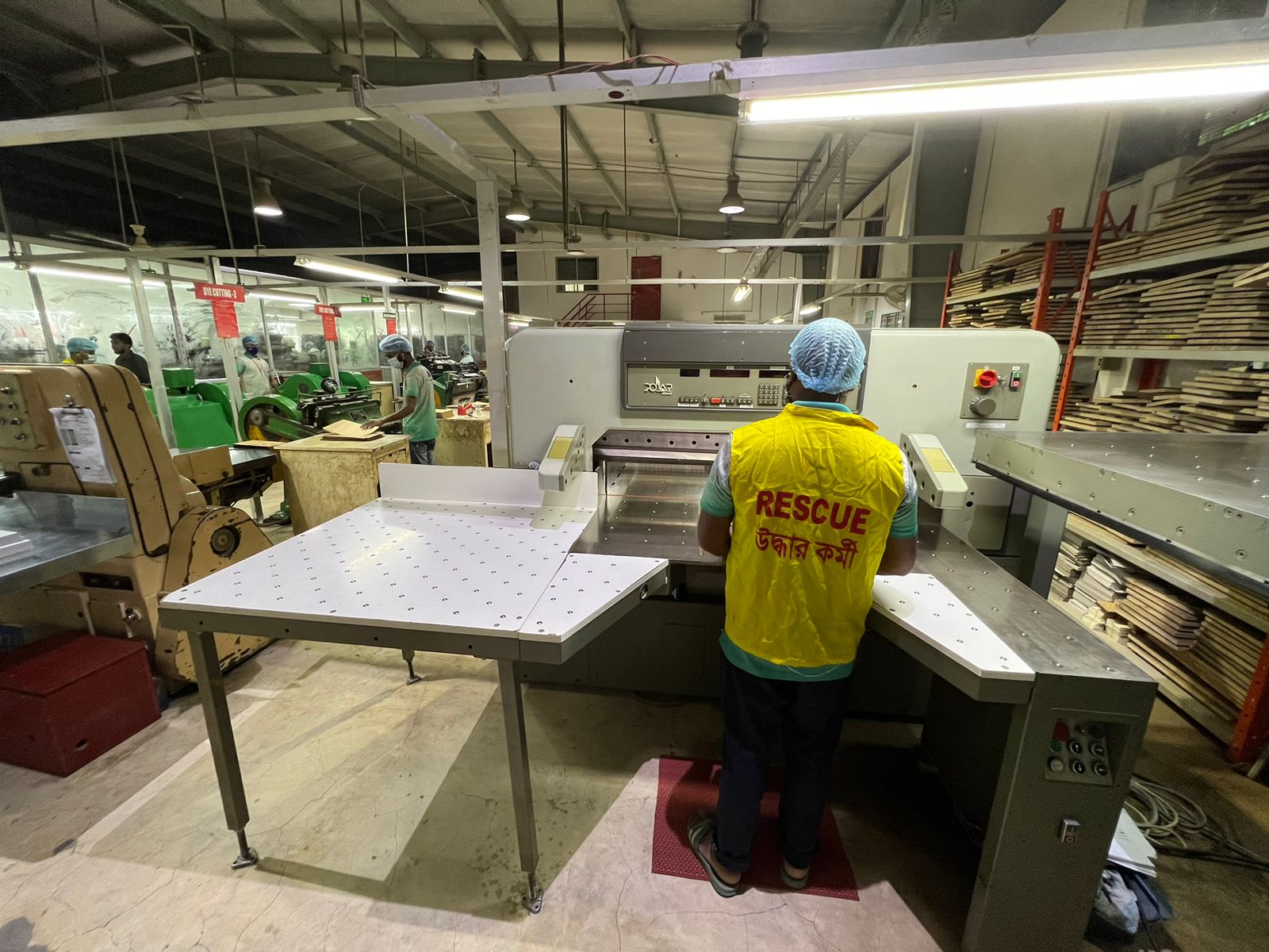 Paper Cutting Machine